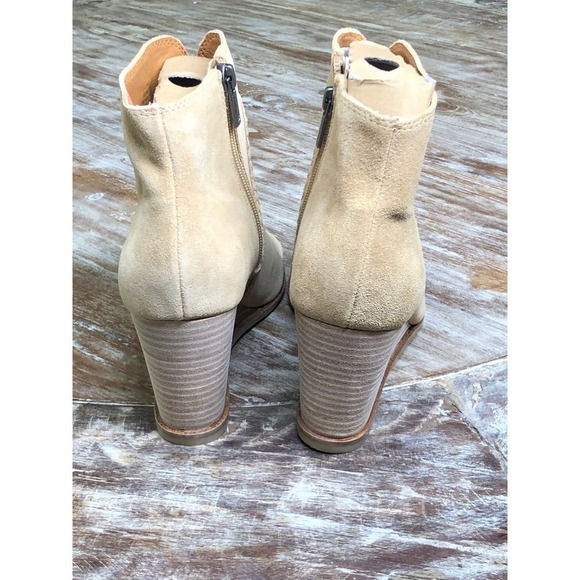 Lucky Brand Lureli Sandal Peep Toe Wedge Tan NEW 8.5 US - Picture 3 of 7